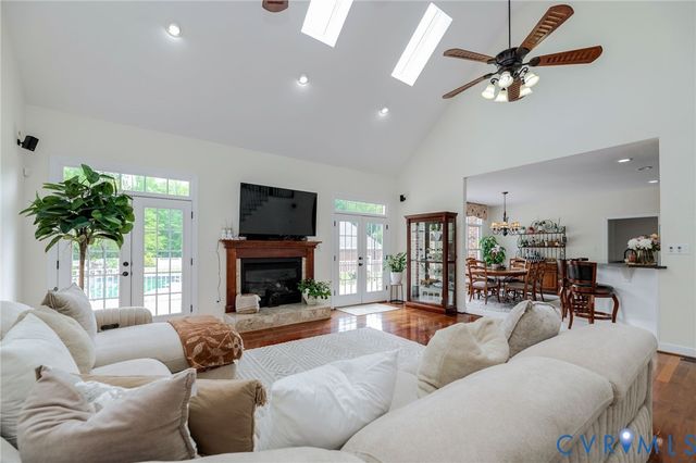 11029 Brookhollow Dr, Glen Allen, VA 23059