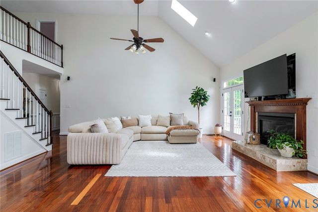 11029 Brookhollow Dr, Glen Allen, VA 23059