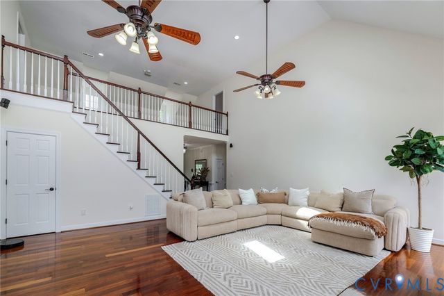 11029 Brookhollow Dr, Glen Allen, VA 23059