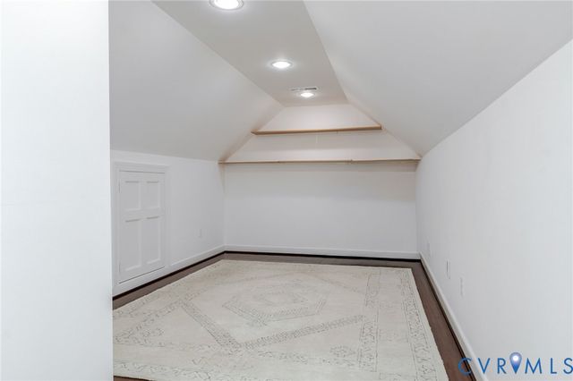 11029 Brookhollow Dr, Glen Allen, VA 23059