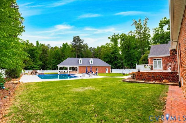 11029 Brookhollow Dr, Glen Allen, VA 23059