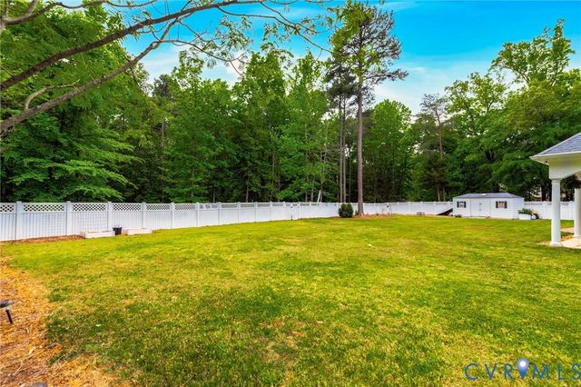11029 Brookhollow Dr, Glen Allen, VA 23059