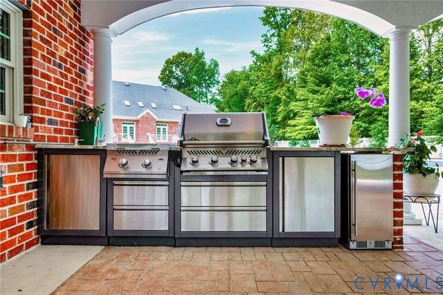 11029 Brookhollow Dr, Glen Allen, VA 23059