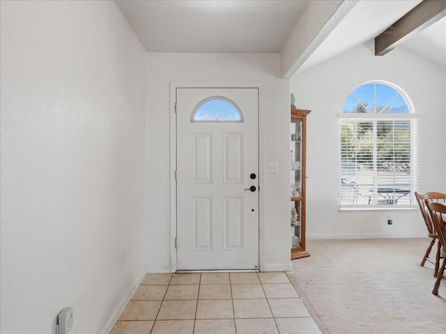 45200 Songbird Ln, Ahwahnee, CA 93601