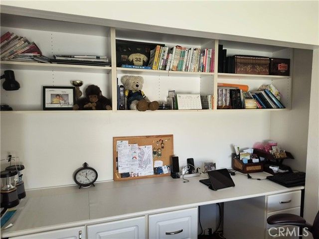 19335 Oak Crossing Road, Newhall (santa Clarita), CA 91321