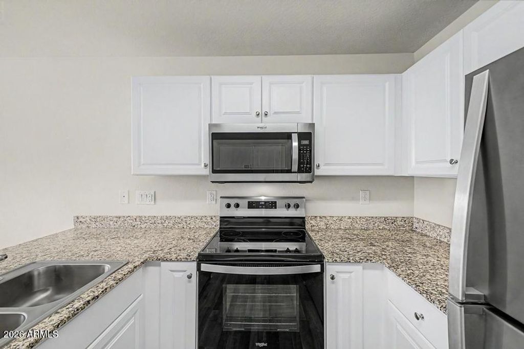 322 E WATSON Place, Casa Grande, AZ 85122 — photo 3