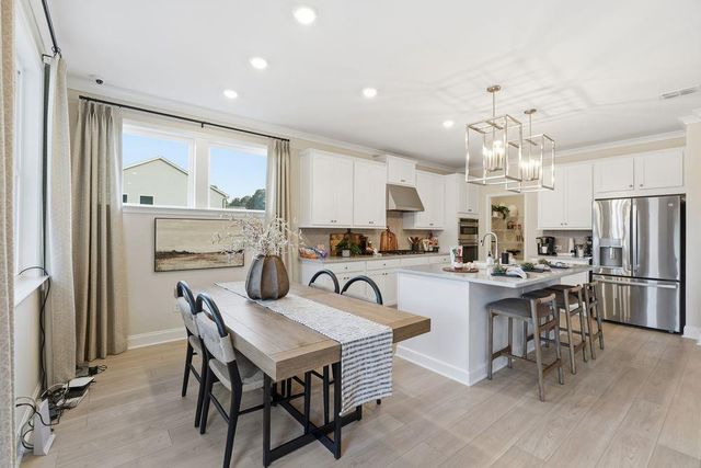 2210 Dreycott Lane, Lawrenceville, GA 30043