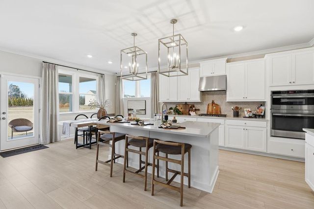 2210 Dreycott Lane, Lawrenceville, GA 30043