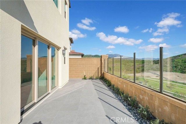 100 Mossvine, Irvine, CA 92618