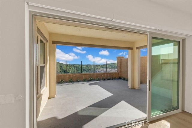 100 Mossvine, Irvine, CA 92618