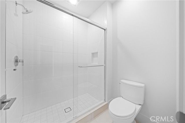 100 Mossvine, Irvine, CA 92618