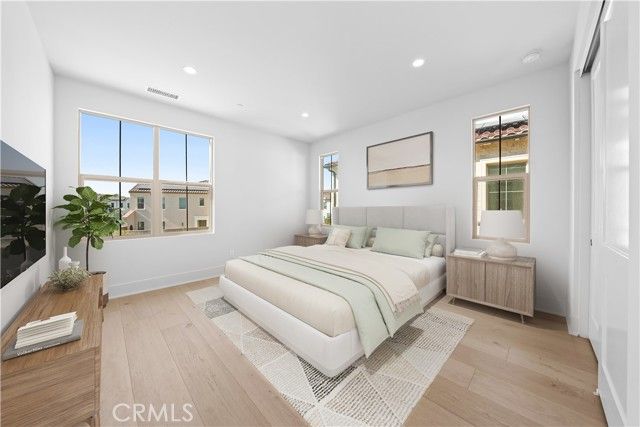 100 Mossvine, Irvine, CA 92618