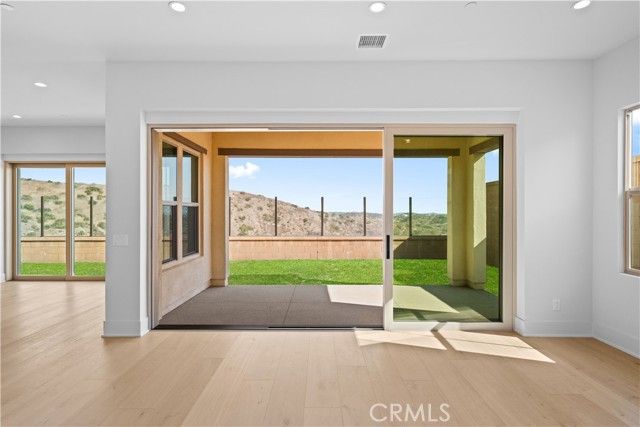 100 Mossvine, Irvine, CA 92618