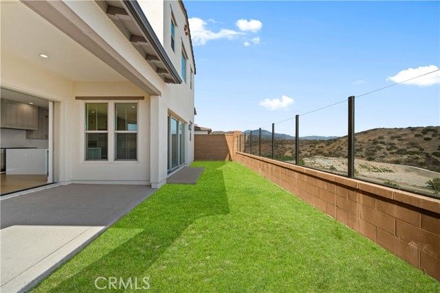 100 Mossvine, Irvine, CA 92618