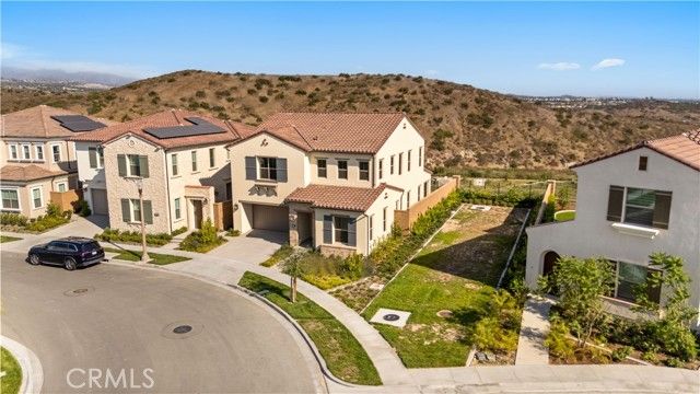 100 Mossvine, Irvine, CA 92618