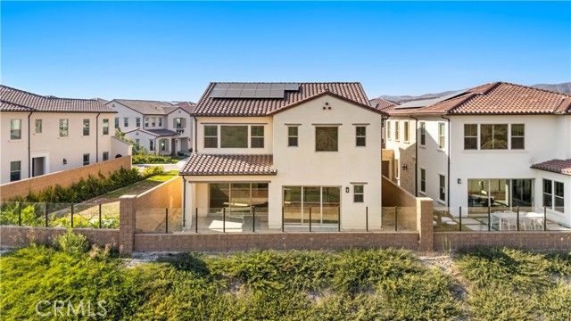 100 Mossvine, Irvine, CA 92618