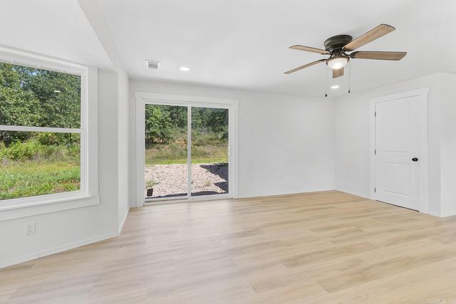 83 Dunn Hill Circle, Vilonia, AR 72173