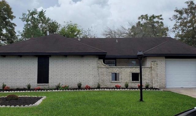 2023 Barnsley Lane, Houston, TX 77088