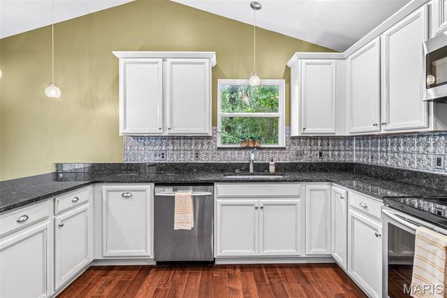 5945 Old Hickory Trail, Hillsboro, MO 63050