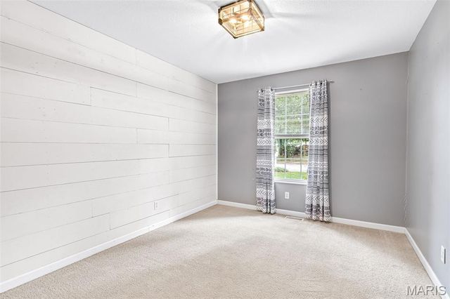 5945 Old Hickory Trail, Hillsboro, MO 63050