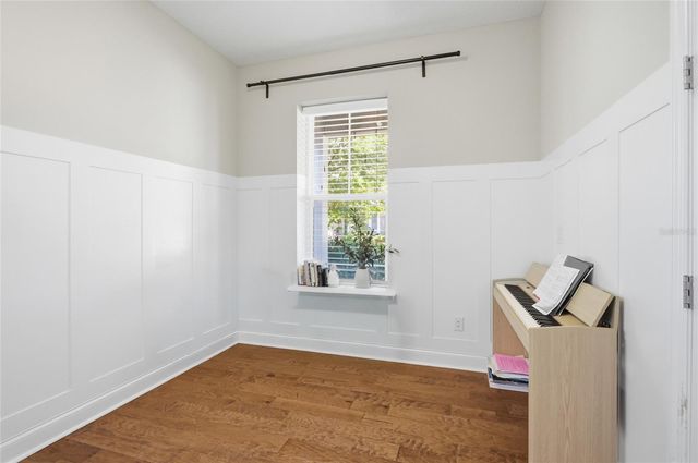 8105 LAUREATE BOULEVARD, Orlando, FL 32827