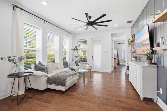 8105 LAUREATE BOULEVARD, Orlando, FL 32827
