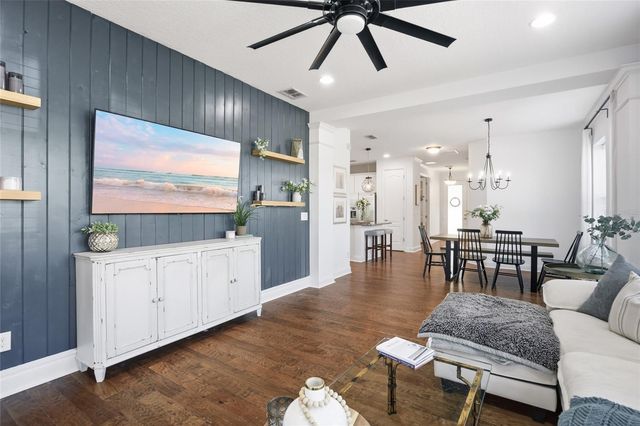 8105 LAUREATE BOULEVARD, Orlando, FL 32827