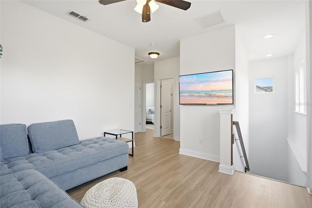 8105 LAUREATE BOULEVARD, Orlando, FL 32827