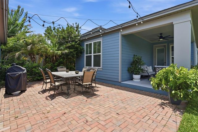 8105 LAUREATE BOULEVARD, Orlando, FL 32827