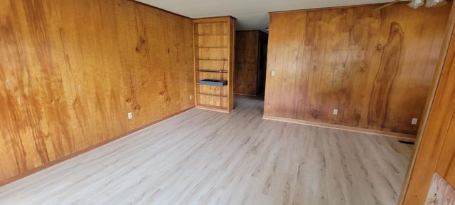 915 McArthur St, Manchester, TN 37355