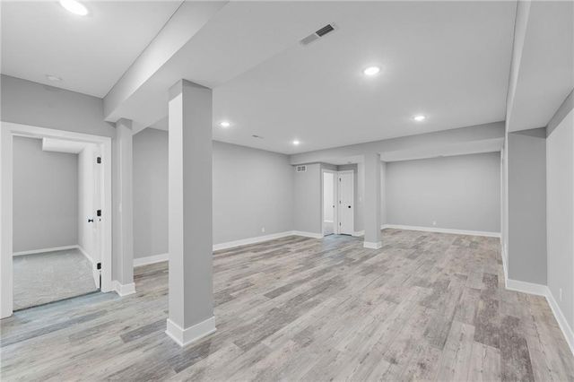 1205 Cottonwood Court, Paola, KS 66071