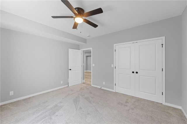 1205 Cottonwood Court, Paola, KS 66071