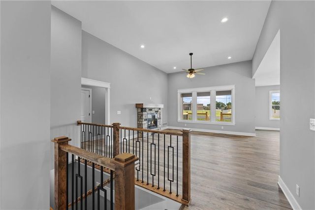 1205 Cottonwood Court, Paola, KS 66071