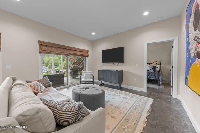 135 Lake Forest Drive SW, Pinehurst, NC 28374