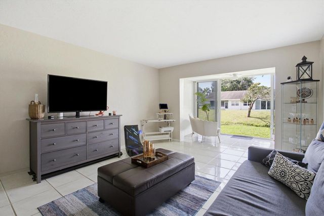 2800 Fiore Way 103, Delray Beach, FL 33445