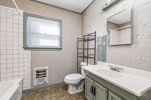 1106 Glasscock Avenue, Sonora, TX 76950