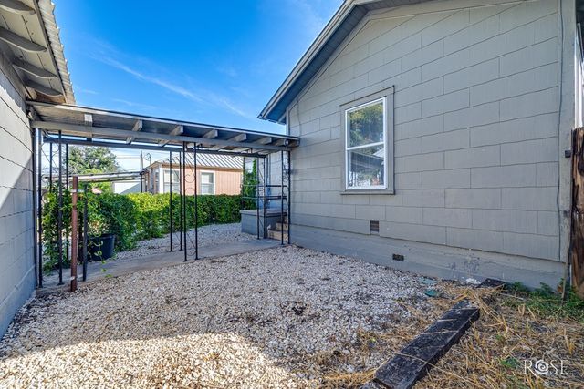 1106 Glasscock Avenue, Sonora, TX 76950