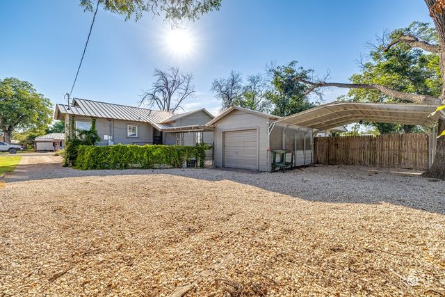 1106 Glasscock Avenue, Sonora, TX 76950