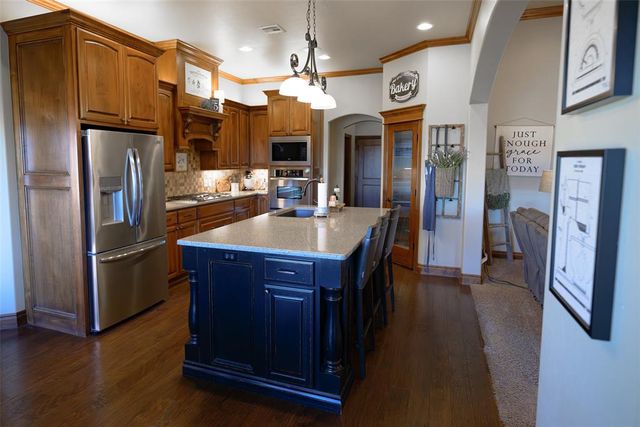 711 SE Stephany Drive, Piedmont, OK 73078