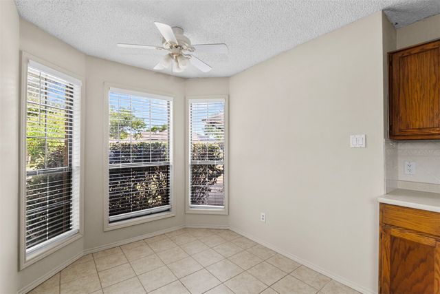 6508 Fairview Drive, Watauga, TX 76148