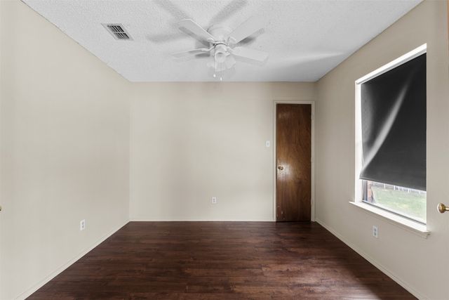 6508 Fairview Drive, Watauga, TX 76148