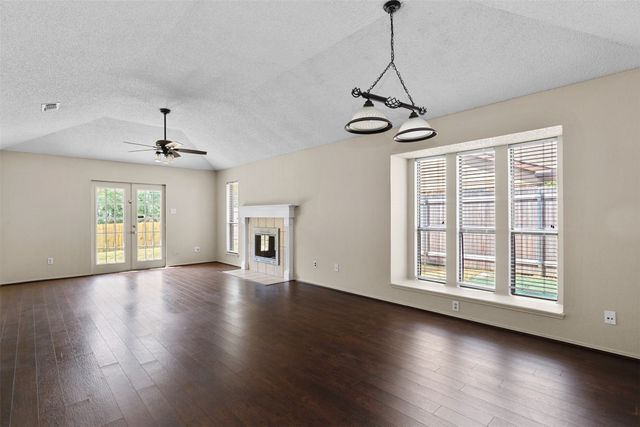 6508 Fairview Drive, Watauga, TX 76148