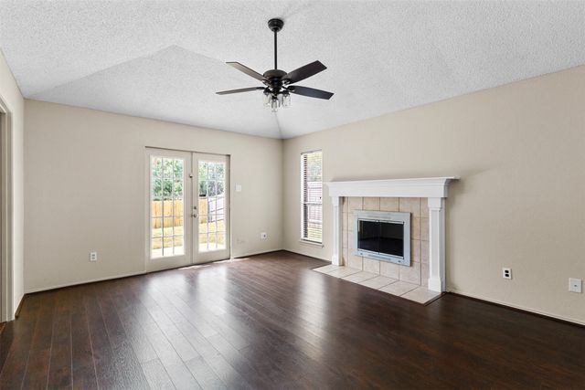 6508 Fairview Drive, Watauga, TX 76148