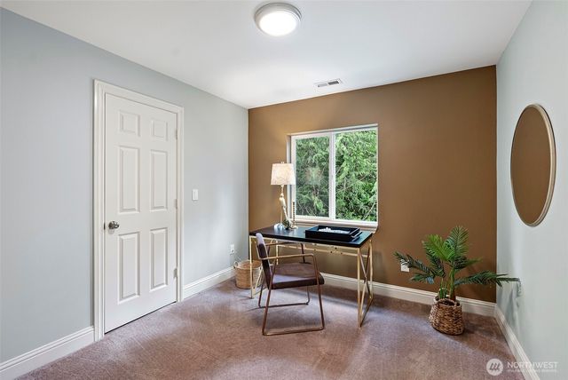 8180 NE West Port Madison Road, Bainbridge Island, WA 98110