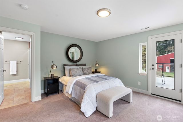 8180 NE West Port Madison Road, Bainbridge Island, WA 98110