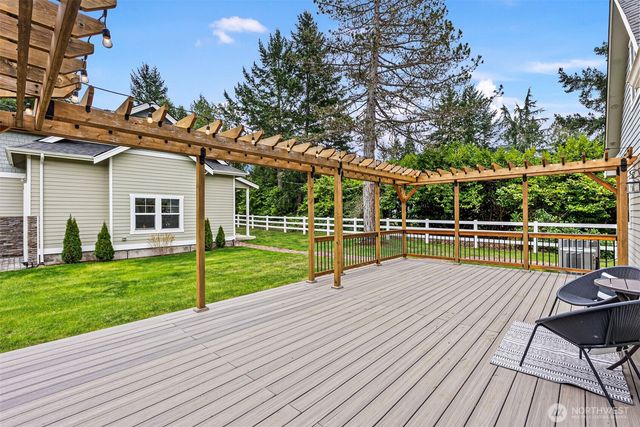 8180 NE West Port Madison Road, Bainbridge Island, WA 98110
