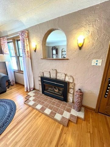 445 Franklin Street SW, Hutchinson, MN 55350