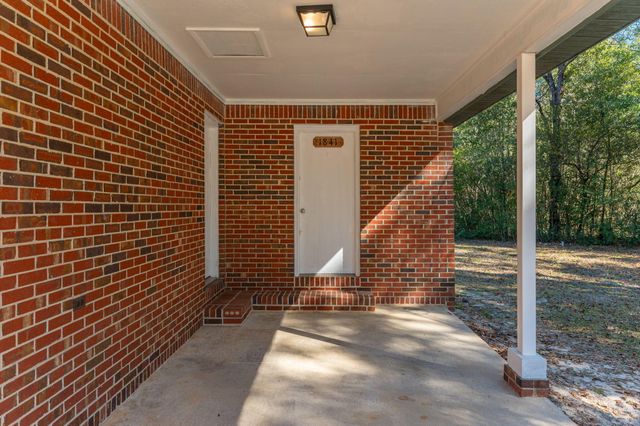 1841 S County Highway 183, Defuniak Springs, FL 32435