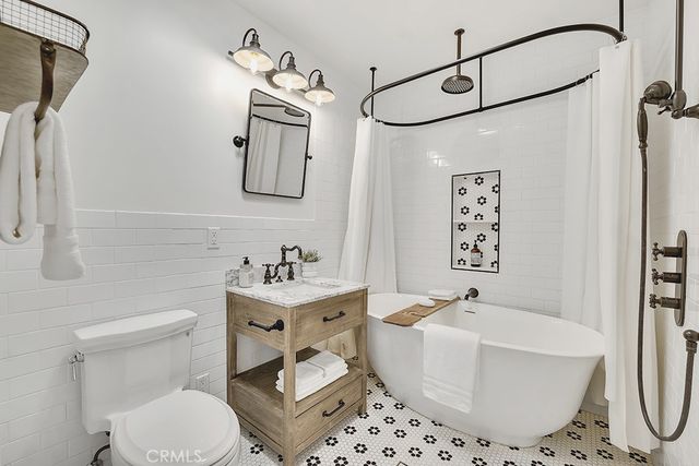 11166 Allegheny, Sun Valley, CA 91352