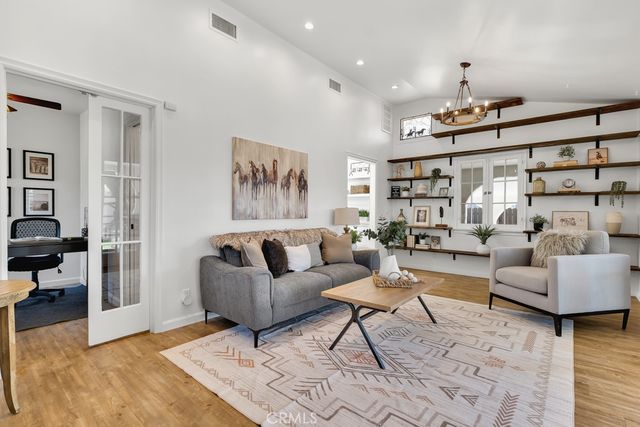 11166 Allegheny, Sun Valley, CA 91352